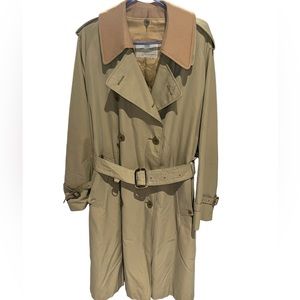 Aquascatum London trench coat.